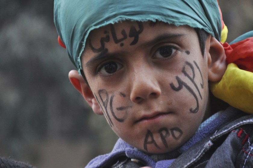 nin-os_milicias_kurdas-985x656